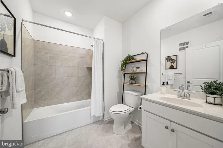 13950 Englefield Drive, Woodbridge, VA 22193