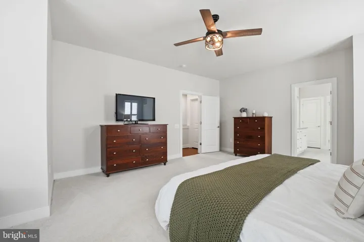 17763 White Campion Way, Dumfries, VA 22026