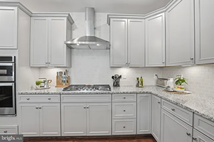 17763 White Campion Way, Dumfries, VA 22026