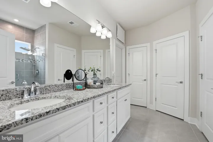 17763 White Campion Way, Dumfries, VA 22026