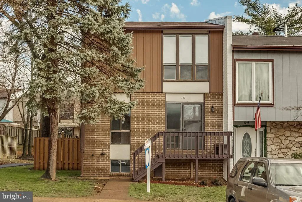7301 LARRUP COURT, Alexandria, VA 22315