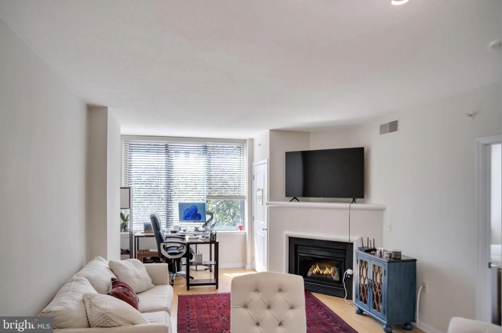 851 GLEBE ROAD, Arlington, VA 22203