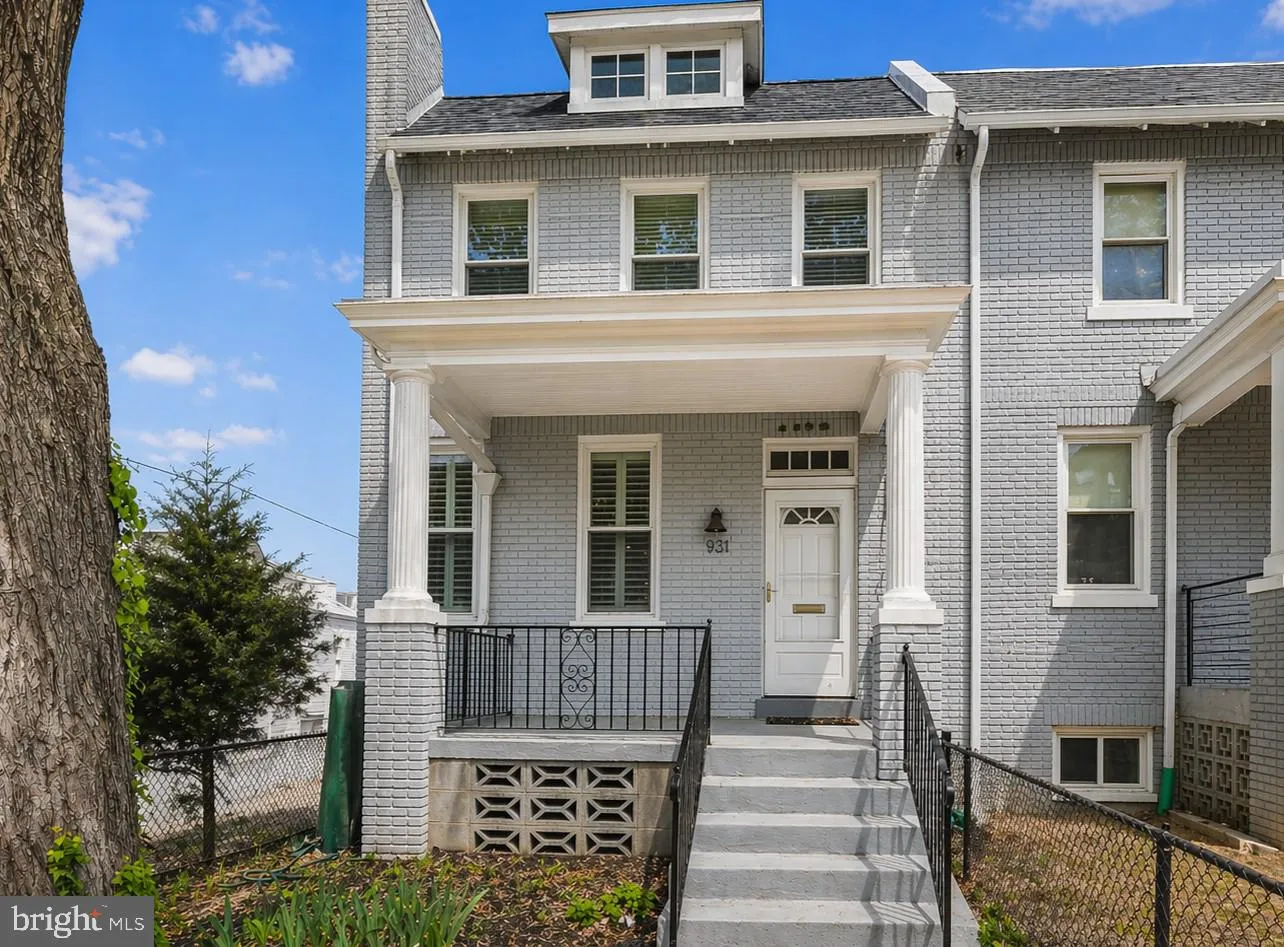 931 FARRAGUT STREET, Washington, DC 20011