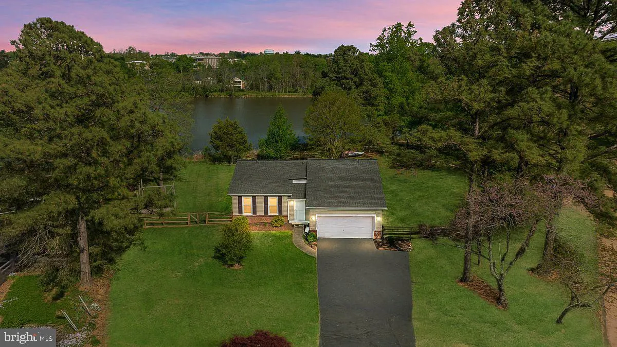 7821 ONTARIO ROAD, Gainesville, VA 20155