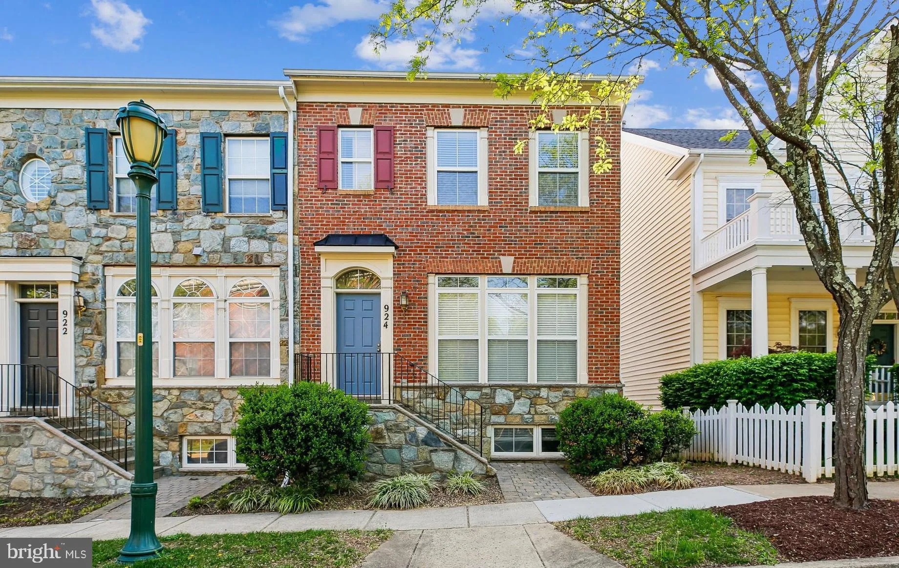 924 HAVENCREST STREET, Rockville, MD 20850