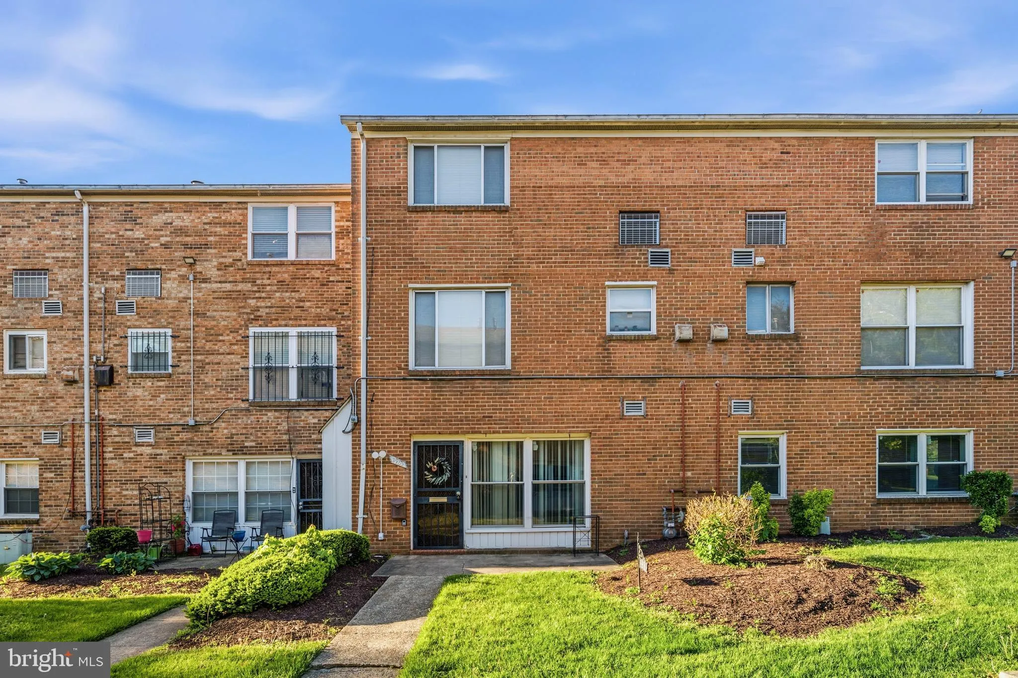 1983 ADDISON ROAD, District Heights, MD 20747