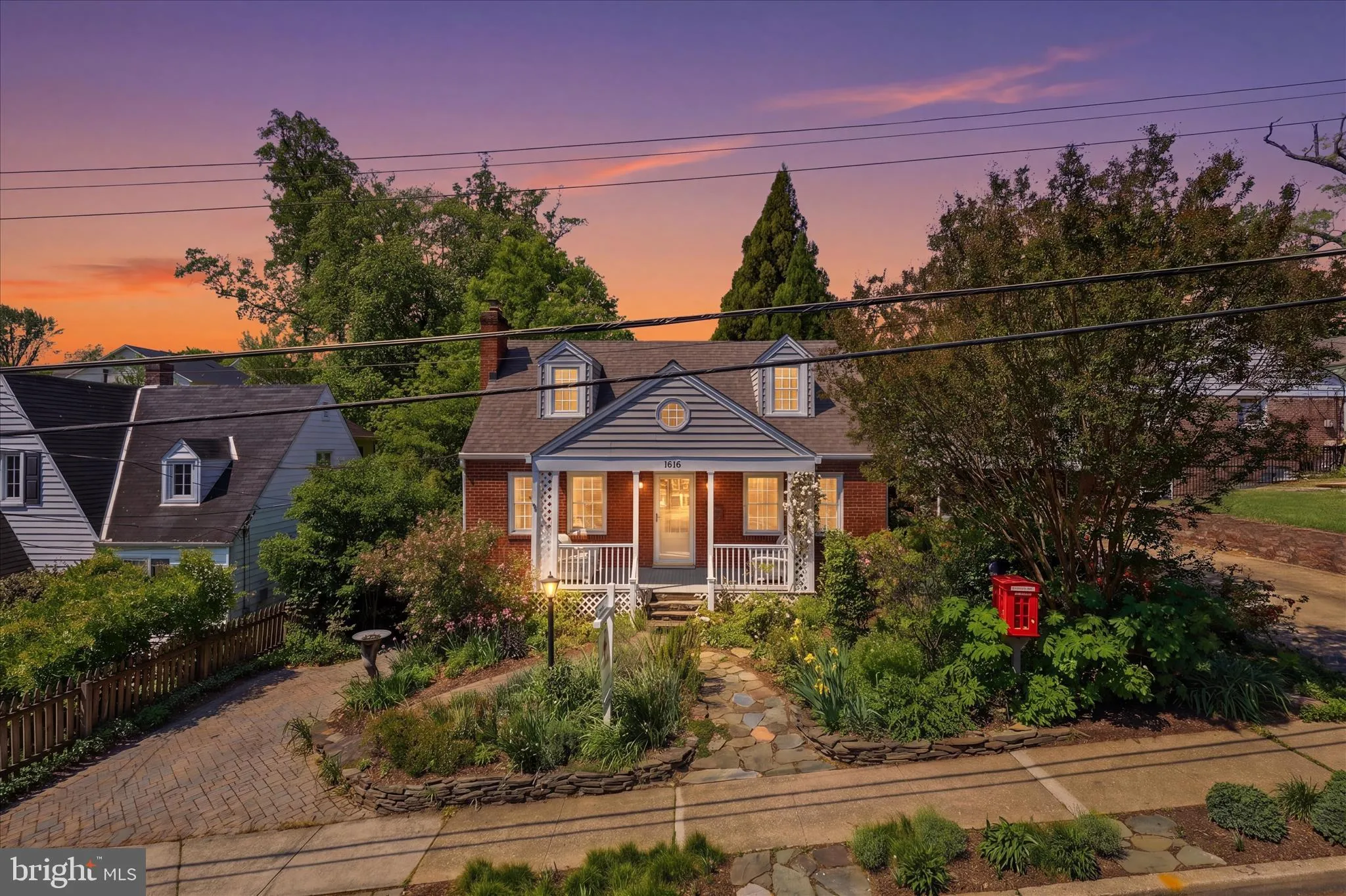 1616 TAYLOR STREET, Arlington, VA 22207