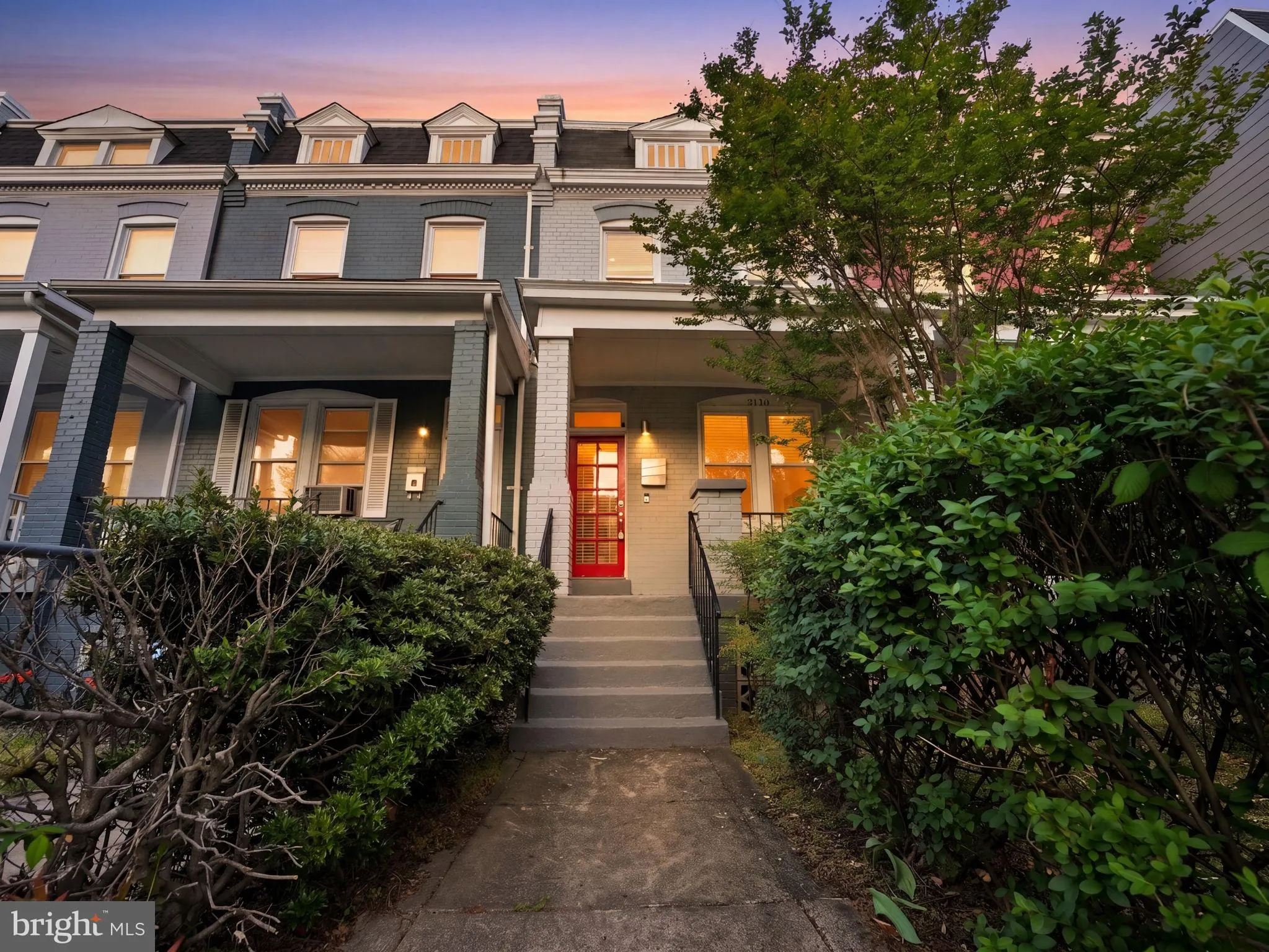 2111 4TH STREET, Washington, DC 20002