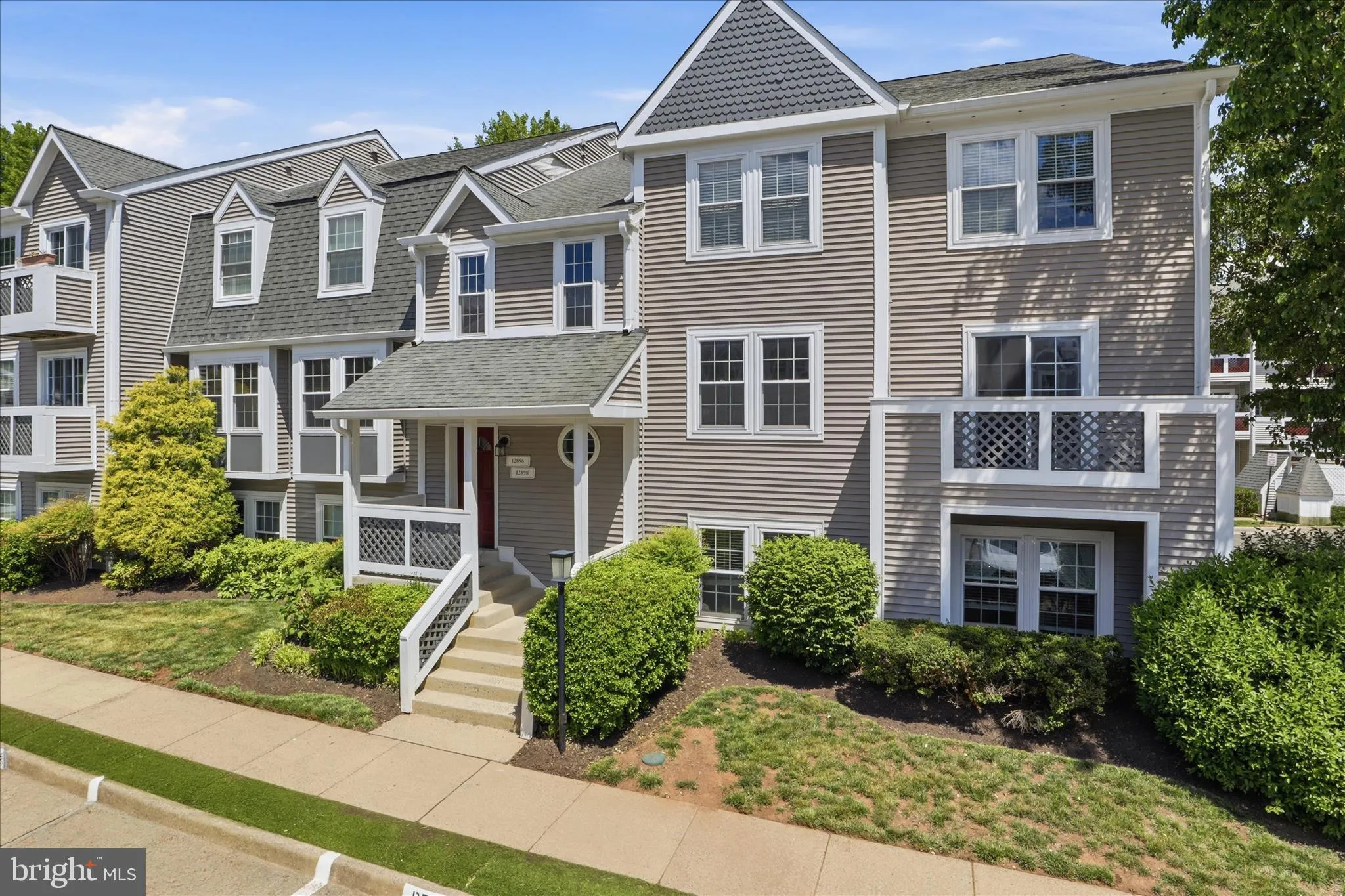 12898 GRAYS POINTE ROAD, Fairfax, VA 22033