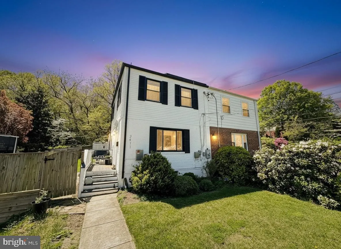 2411 RIVERVIEW TERRACE, Alexandria, VA 22303