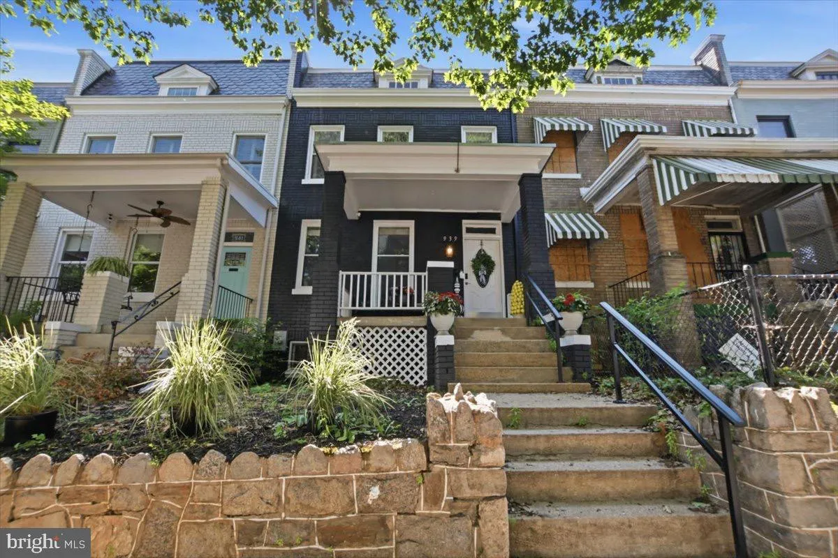 939 15TH STREET, Washington, DC 20003