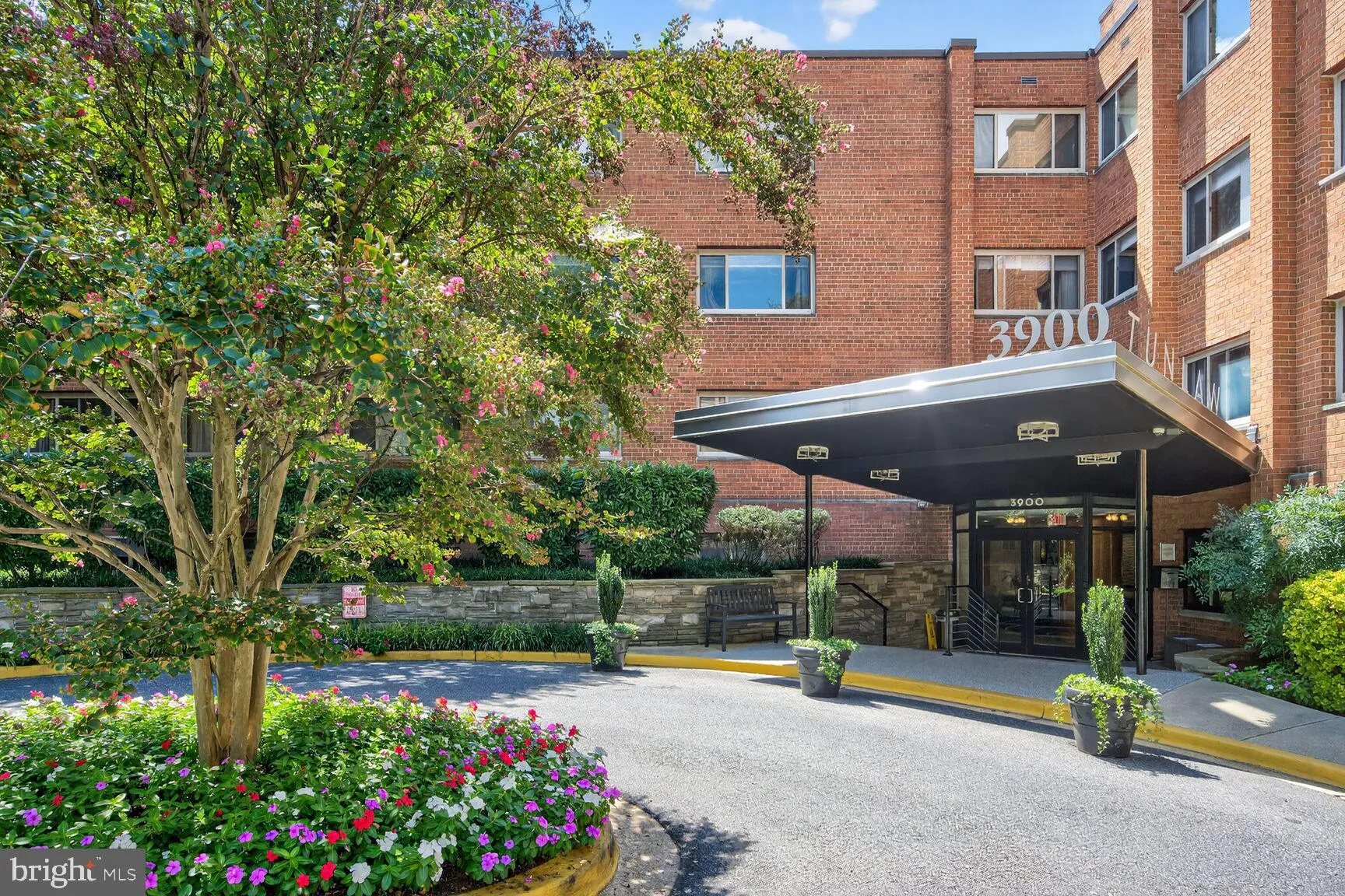 3900 TUNLAW ROAD, Washington, DC 20007