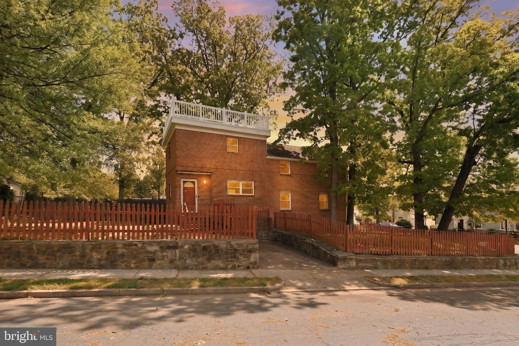 5149 11TH STREET, Arlington, VA 22204