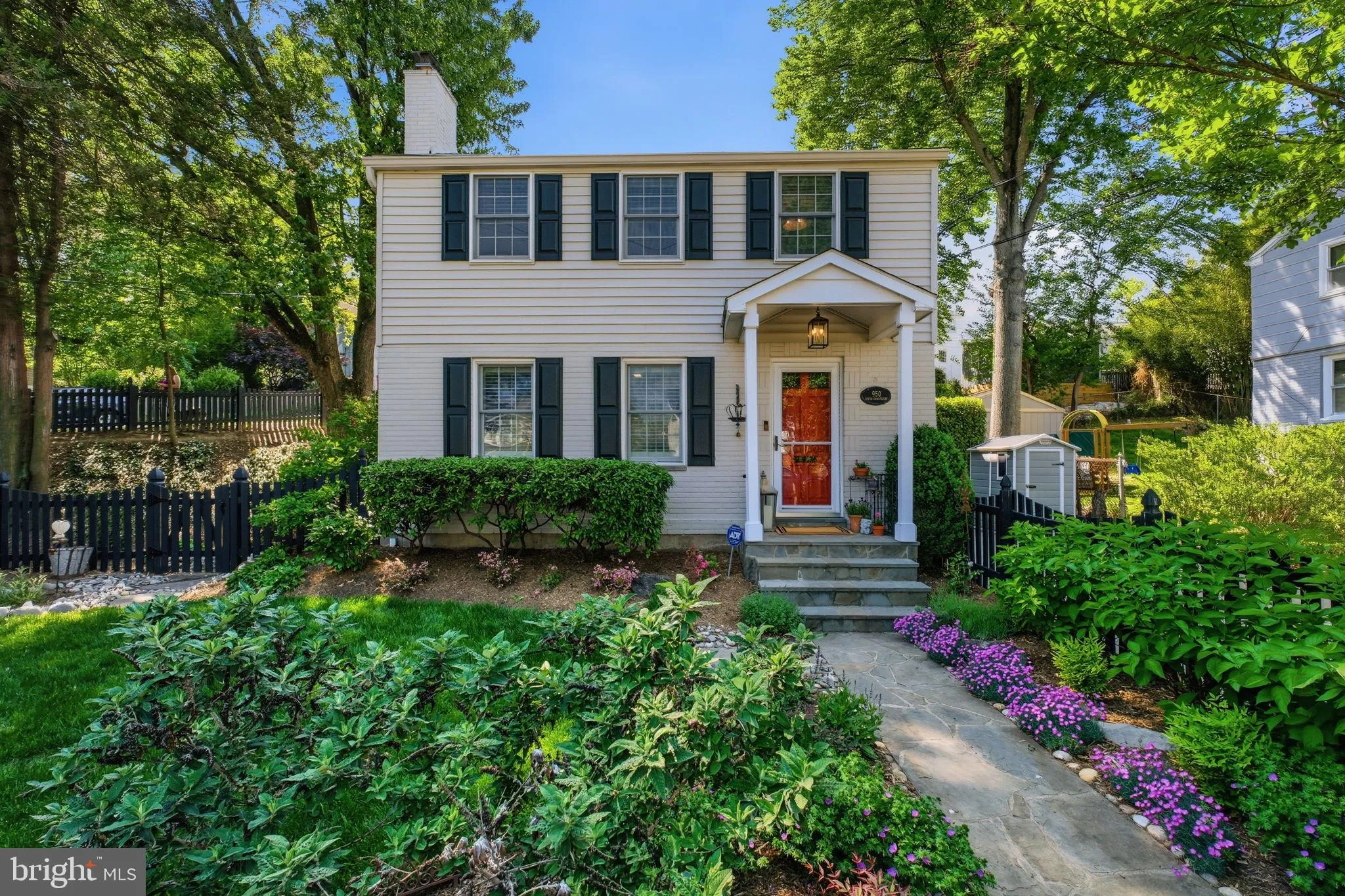 950 LONGFELLOW STREET, Arlington, VA 22205