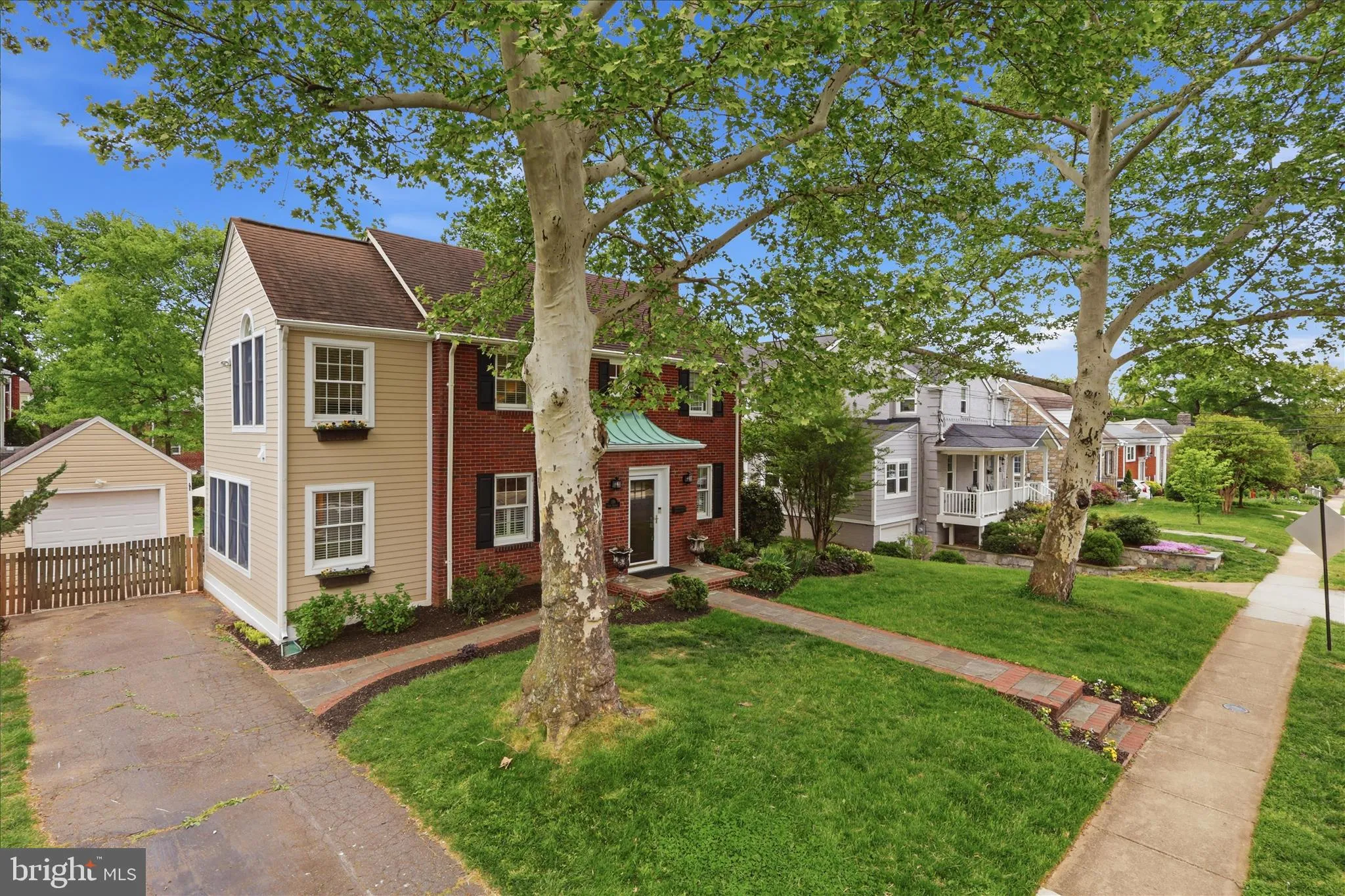 139 ABINGDON STREET, Arlington, VA 22204