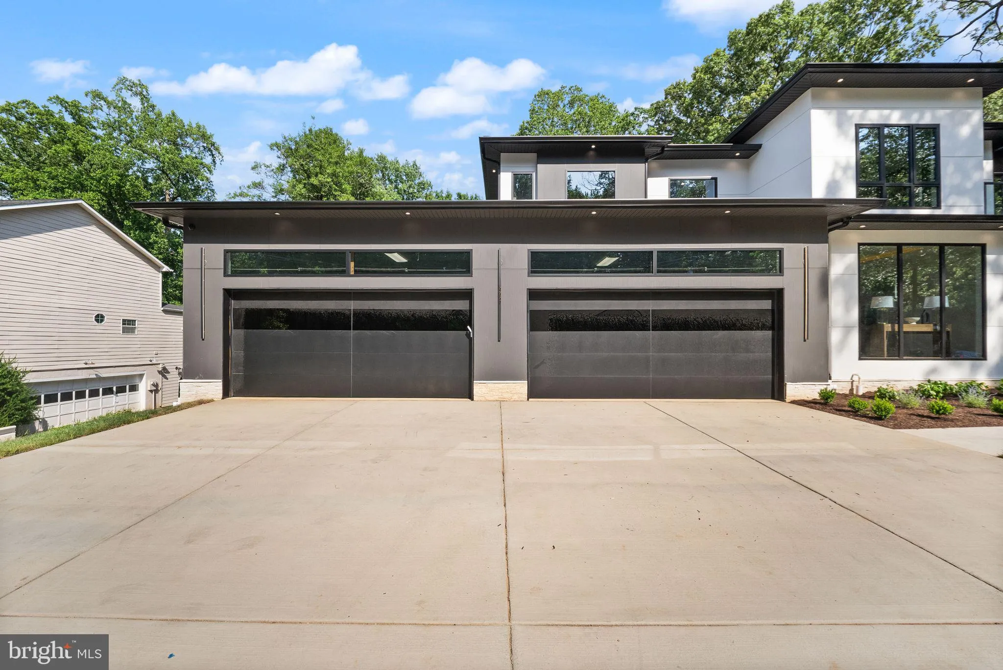 2537 GALLOWS ROAD, Dunn Loring, VA 22027