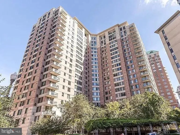 851 GLEBE ROAD, Arlington, VA 22203