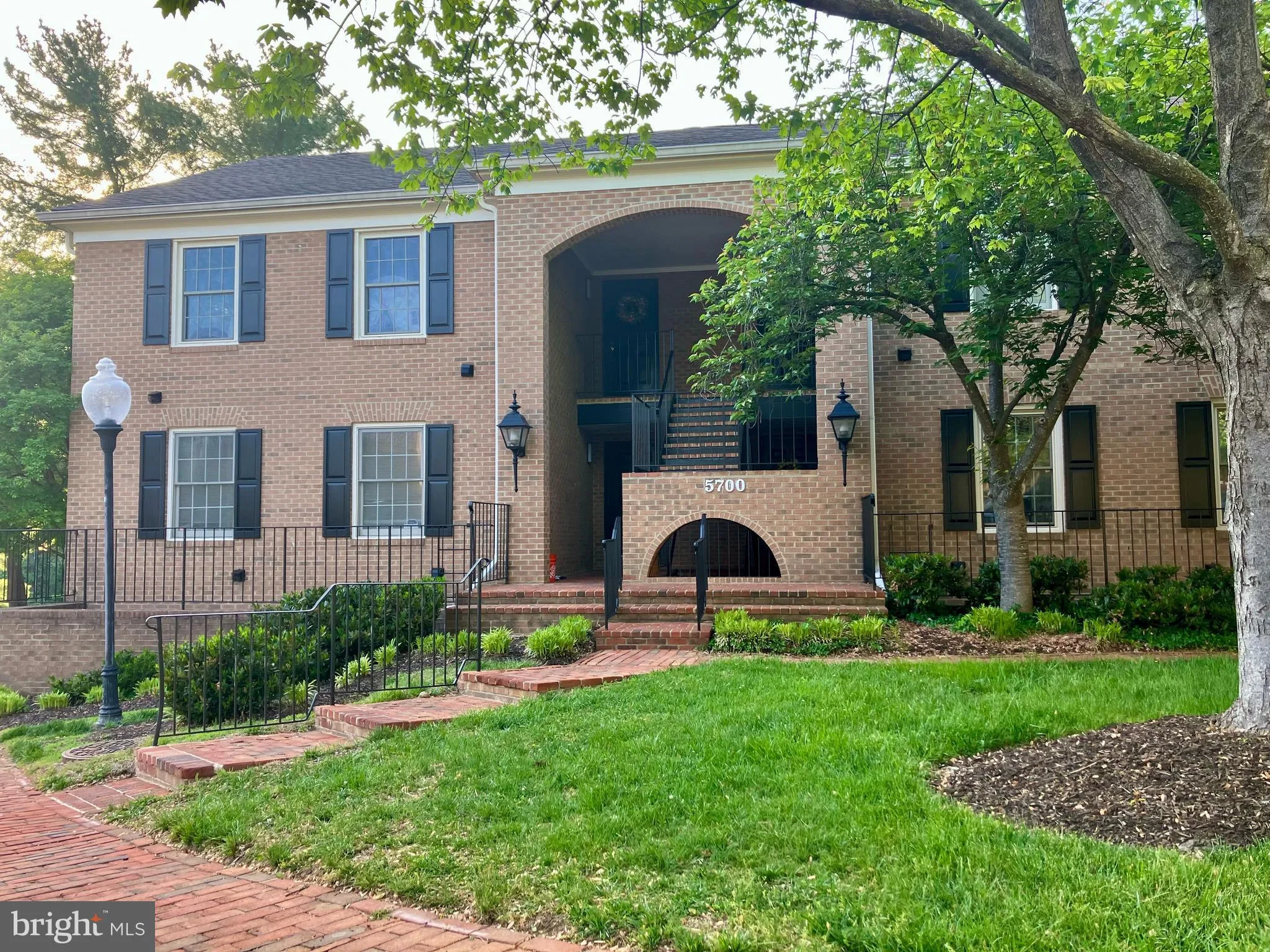 5700 BREWER HOUSE CIRCLE, Rockville, MD 20852