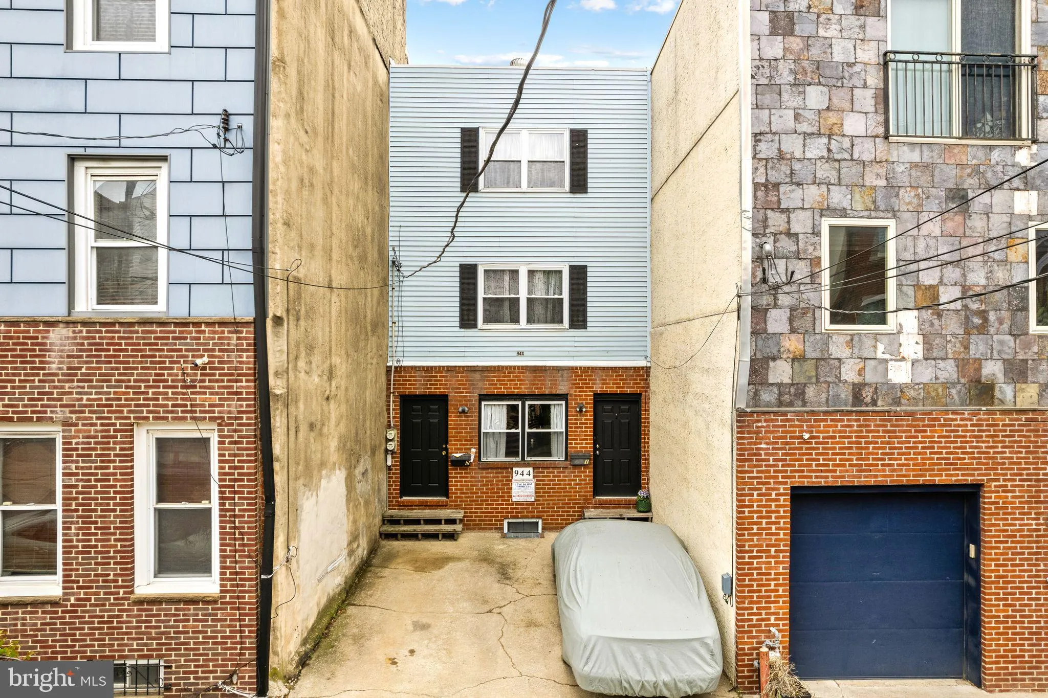 944 NEW MARKET STREET, Philadelphia, Pennsylvania 19123 For Sale