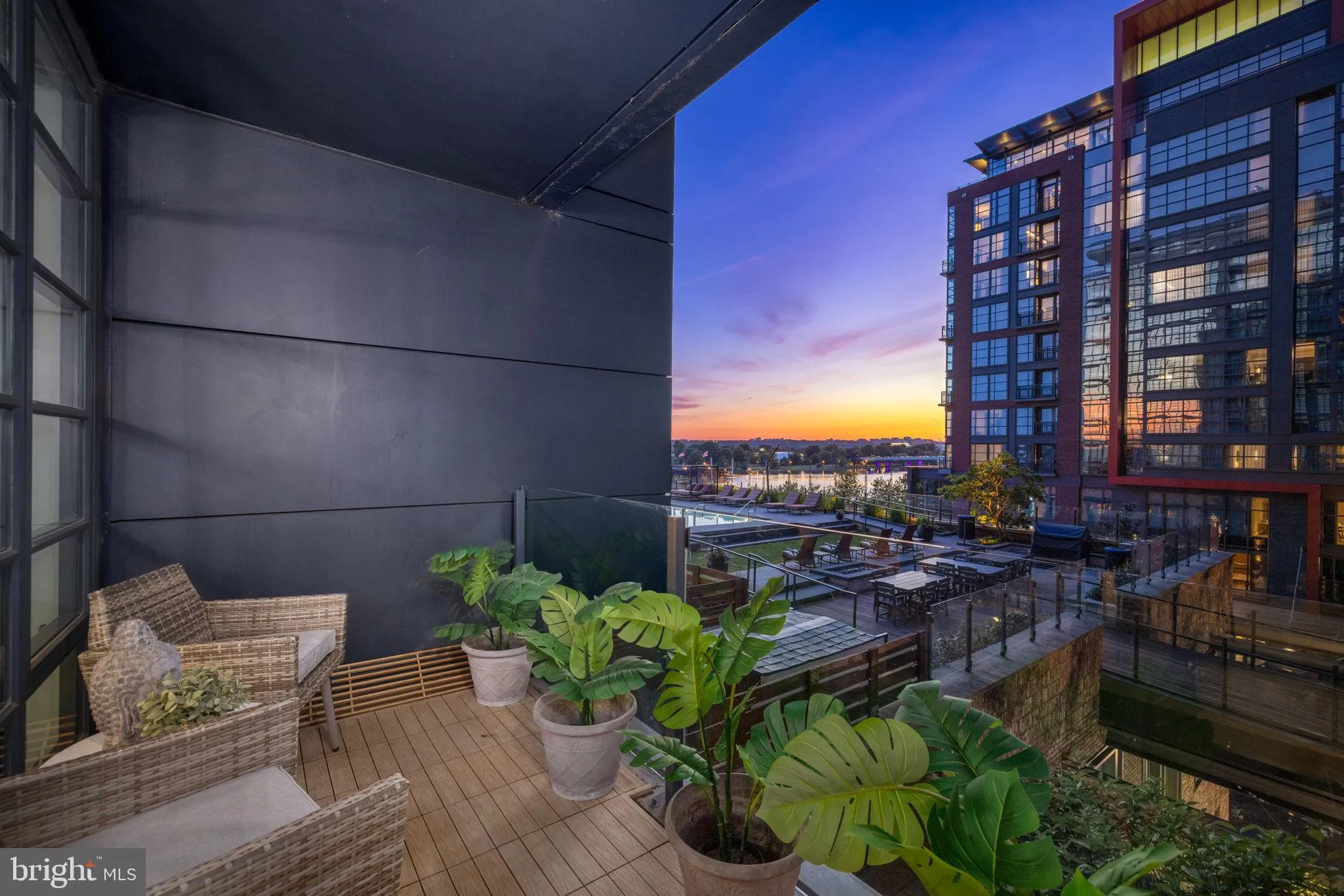 45 SUTTON SQUARE, Washington, DC 20024