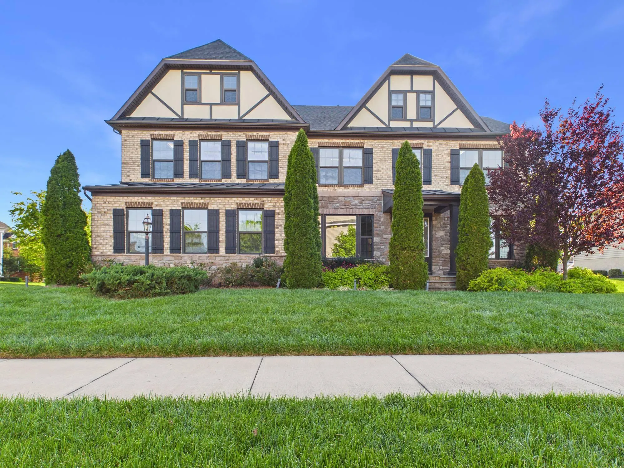 42106 BARRYMOORE PLACE, Chantilly, VA 20152