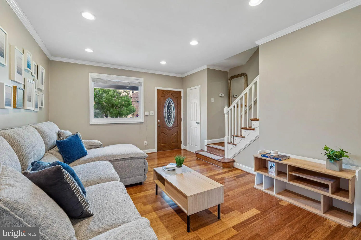 3922 Q STREET, Washington, DC 20020