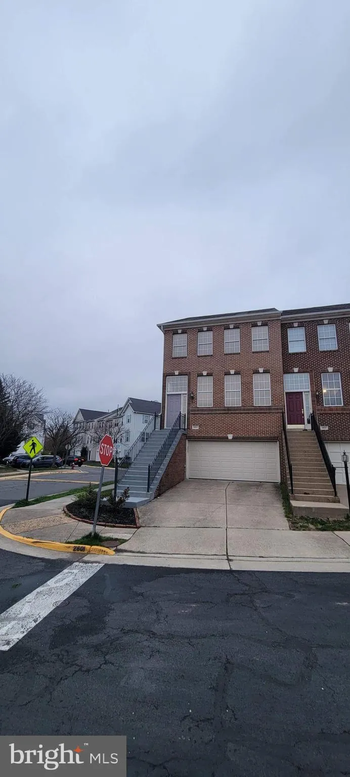 2601 TARLETON CORNER DRIVE, Herndon, VA 20171