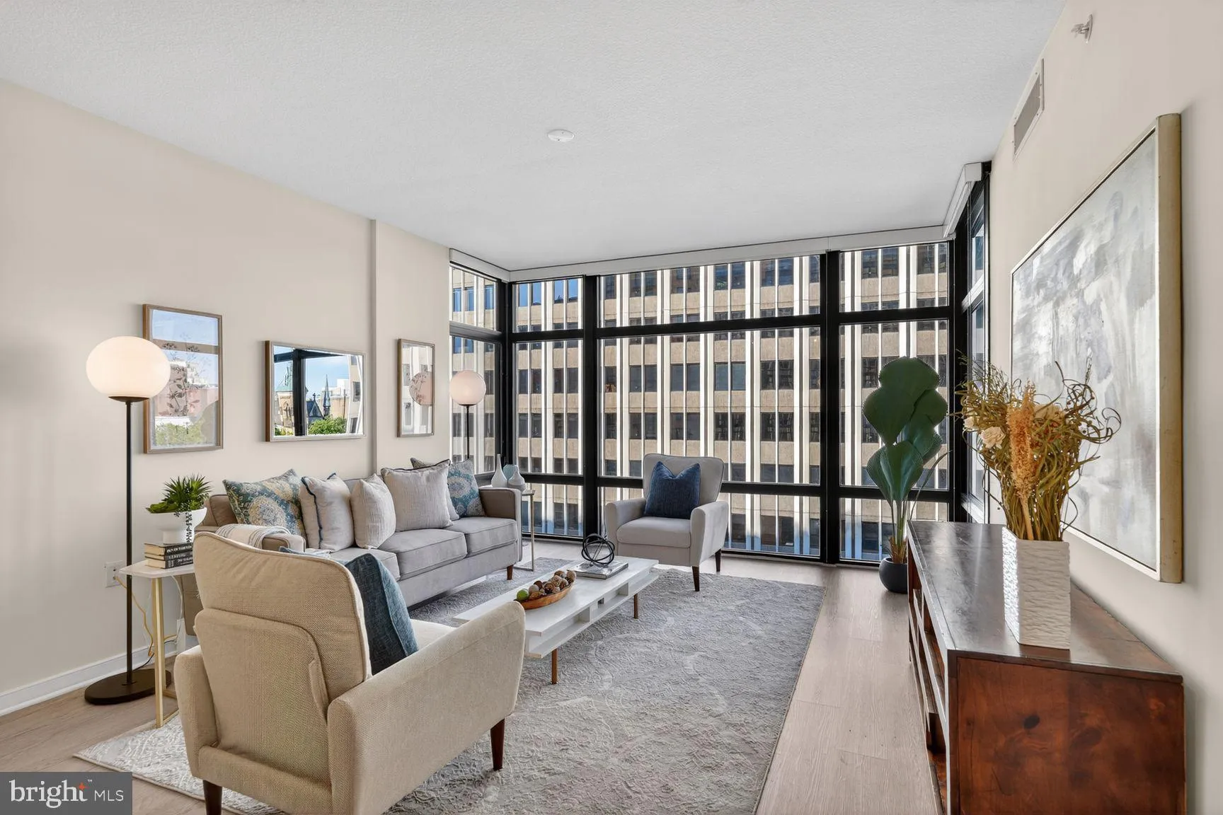 1010 MASSACHUSETTS AVENUE, Washington, DC 20001