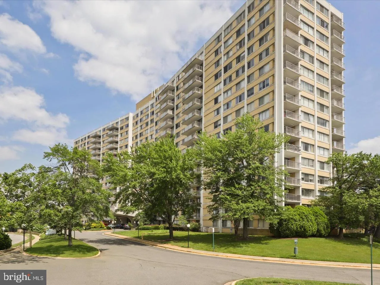 301 BEAUREGARD STREET, Alexandria, VA 22312