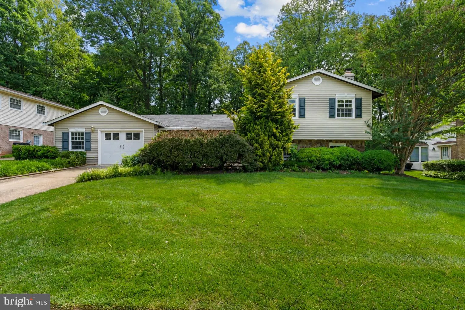 5015 GADSEN DRIVE, Fairfax, VA 22032