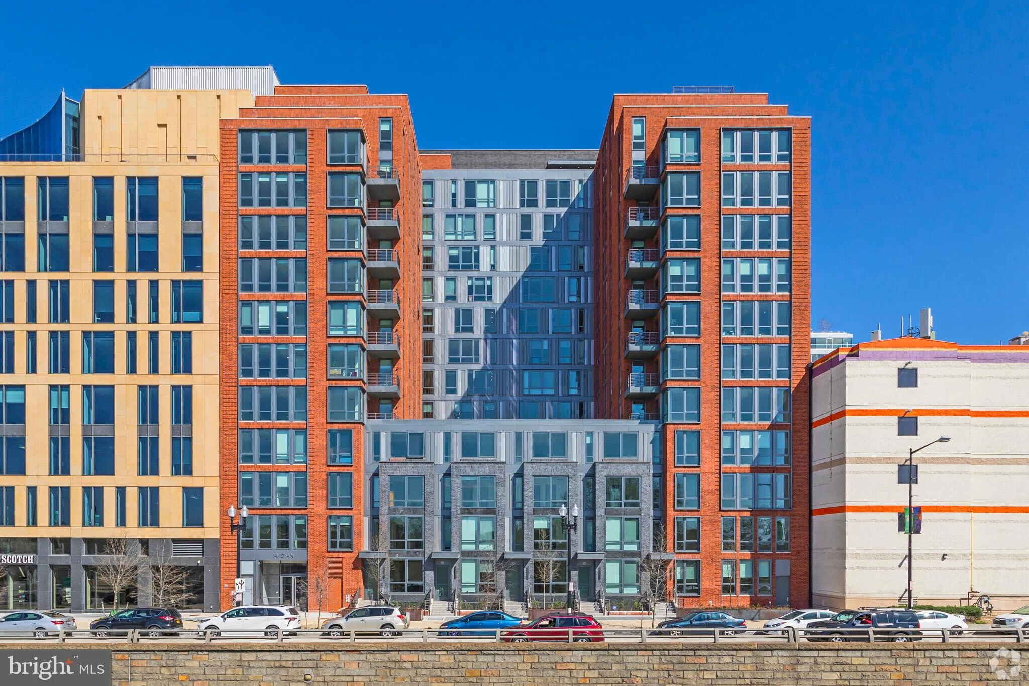 1211 VAN STREET, Washington, DC 20003