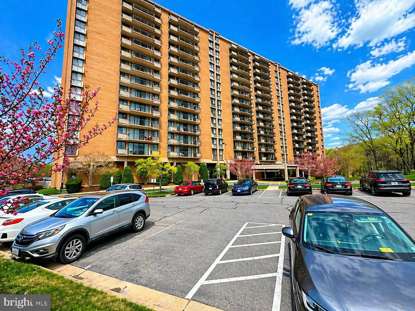 6100 WESTCHESTER PARK DRIVE, College Park, MD 20740