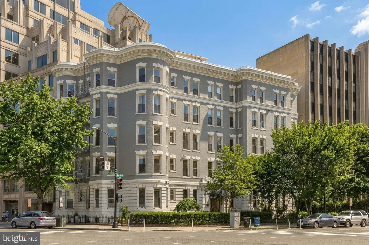 1300 MASSACHUSETTS AVENUE, Washington, DC 20005