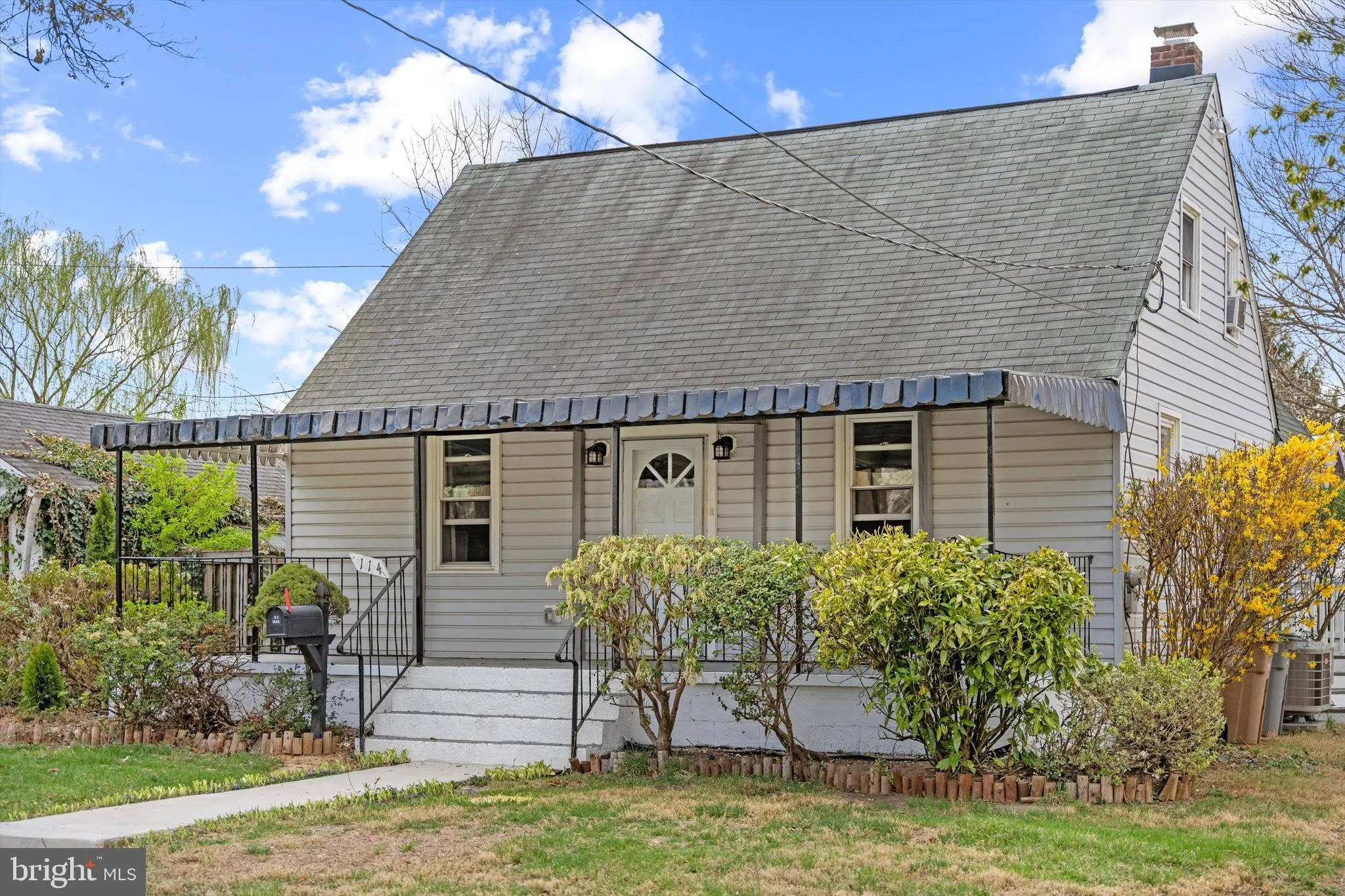 114 CHARLES STREET, Rockville, MD 20850