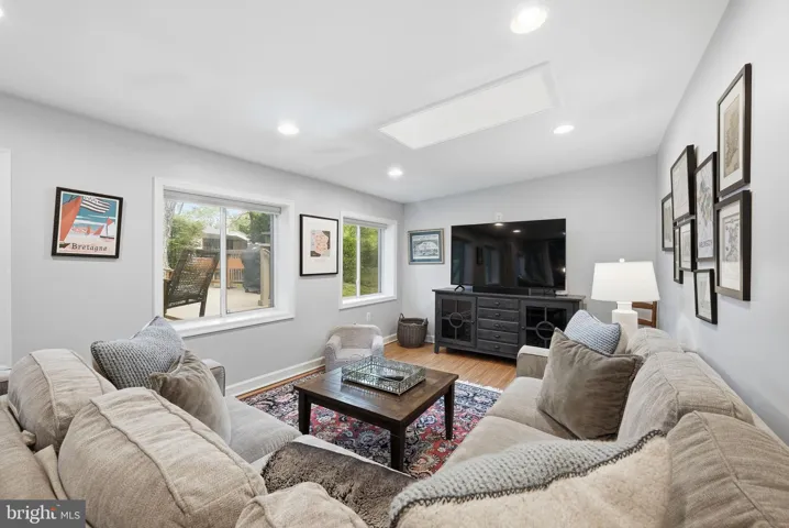 7523 June Street, Springfield, VA 22150