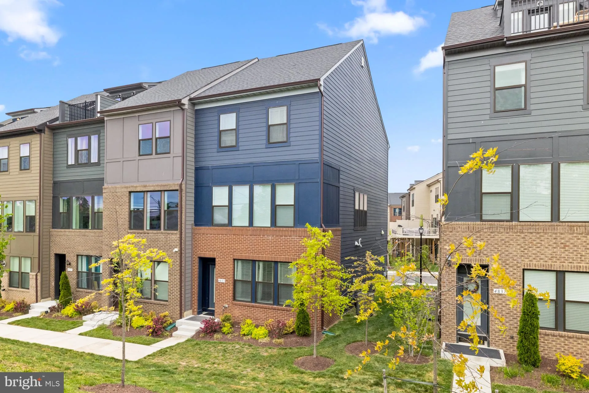 4833 VISTA GREEN LANE, Lanham, MD 20706