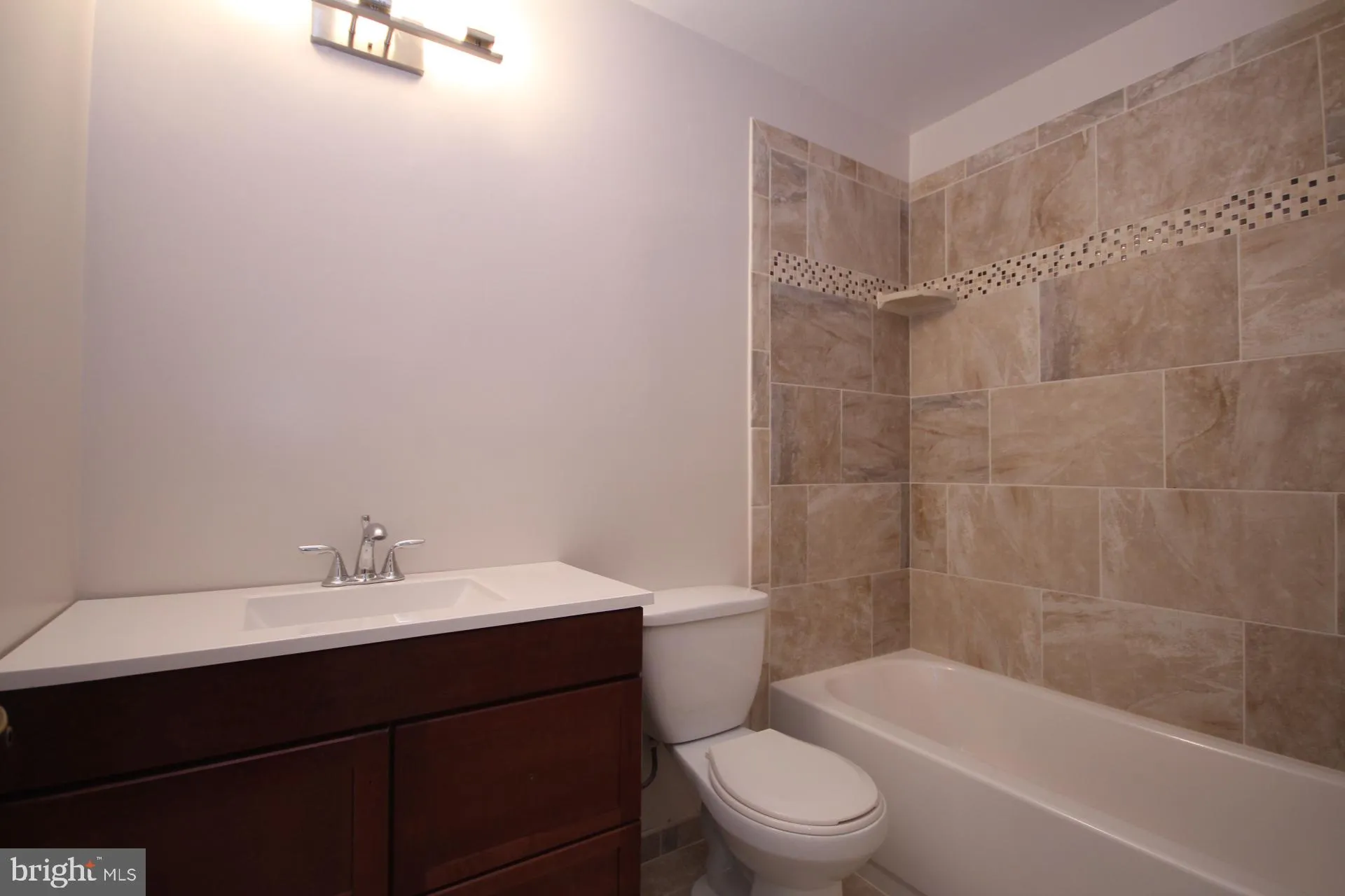 1105 STUART STREET, Arlington, VA 22201