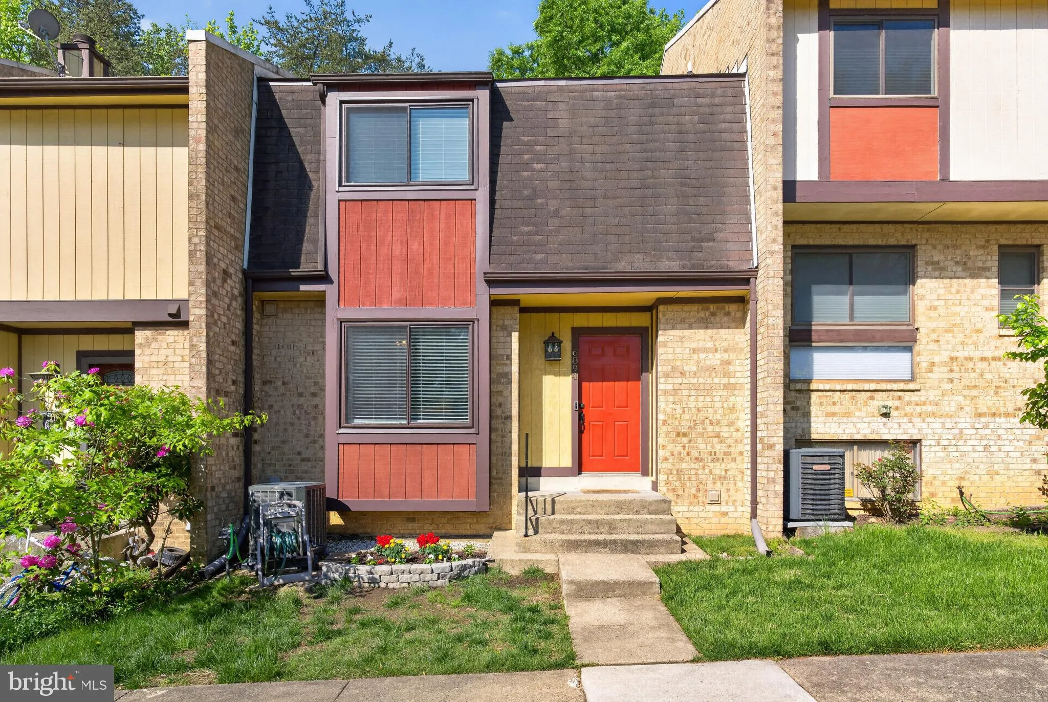 6894 DEER RUN DRIVE, Alexandria, VA 22306