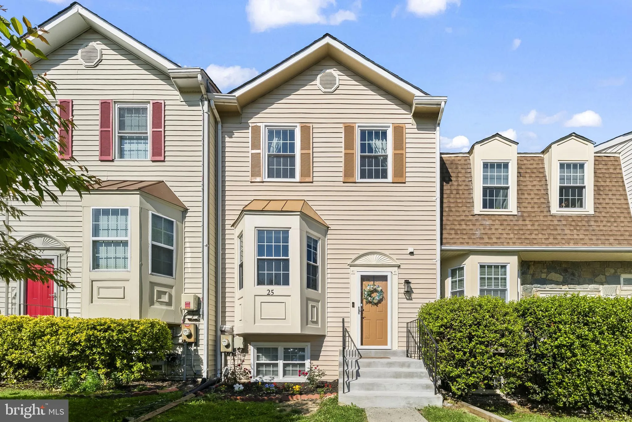 25 HUNTERS GATE COURT, Silver Spring, MD 20904