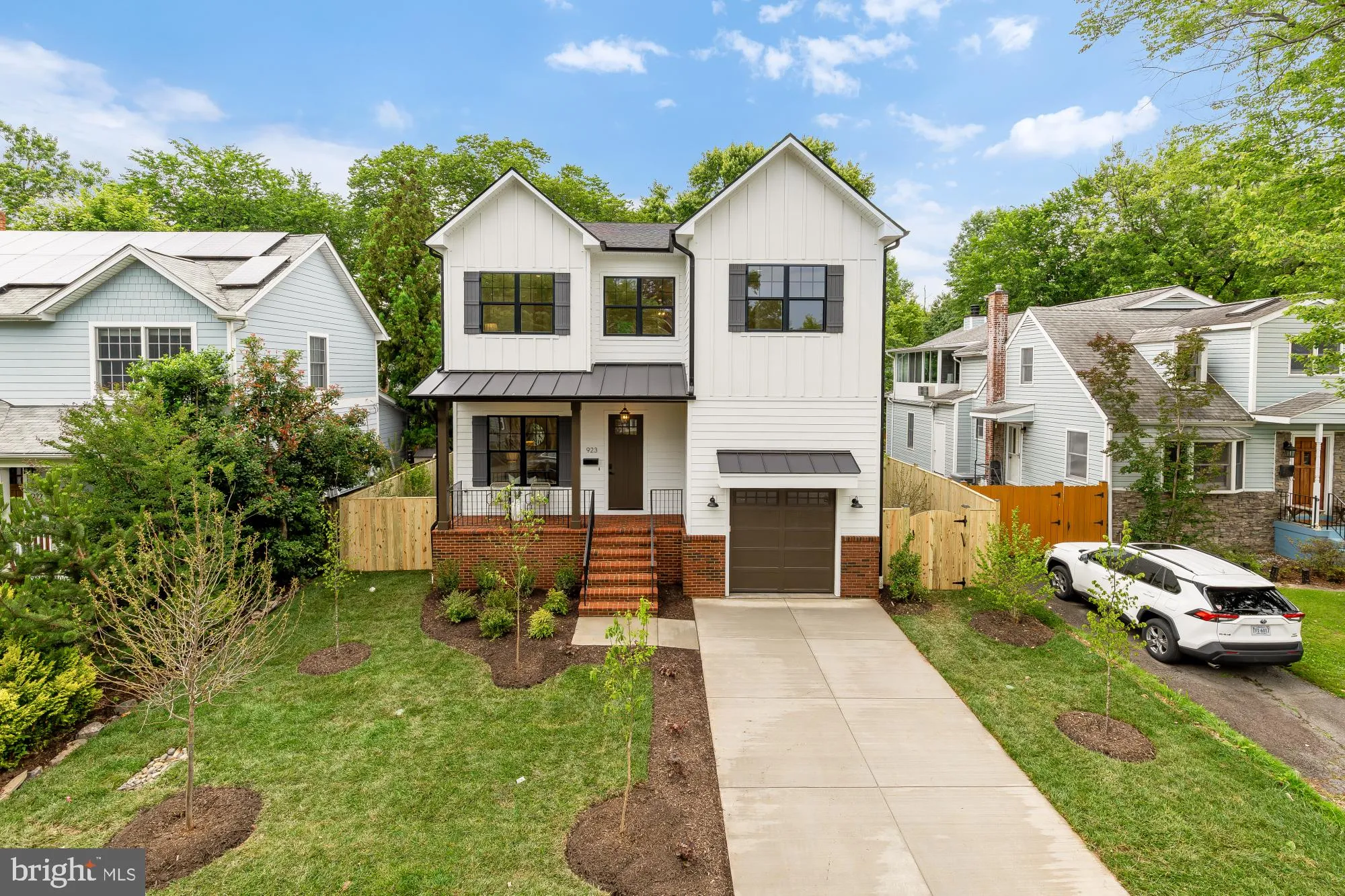 923 17TH STREET, Arlington, VA 22202