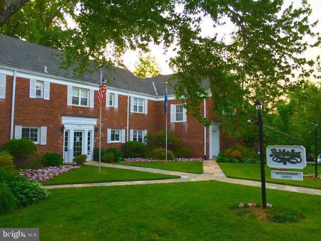 3111 RAVENSWORTH PLACE, Alexandria, VA 22302