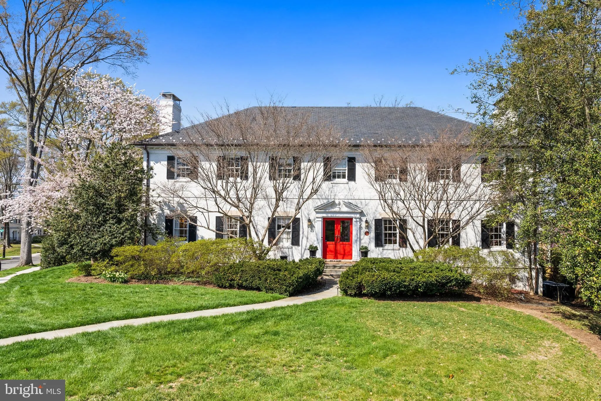 4925 LOWELL STREET, Washington, DC 20016