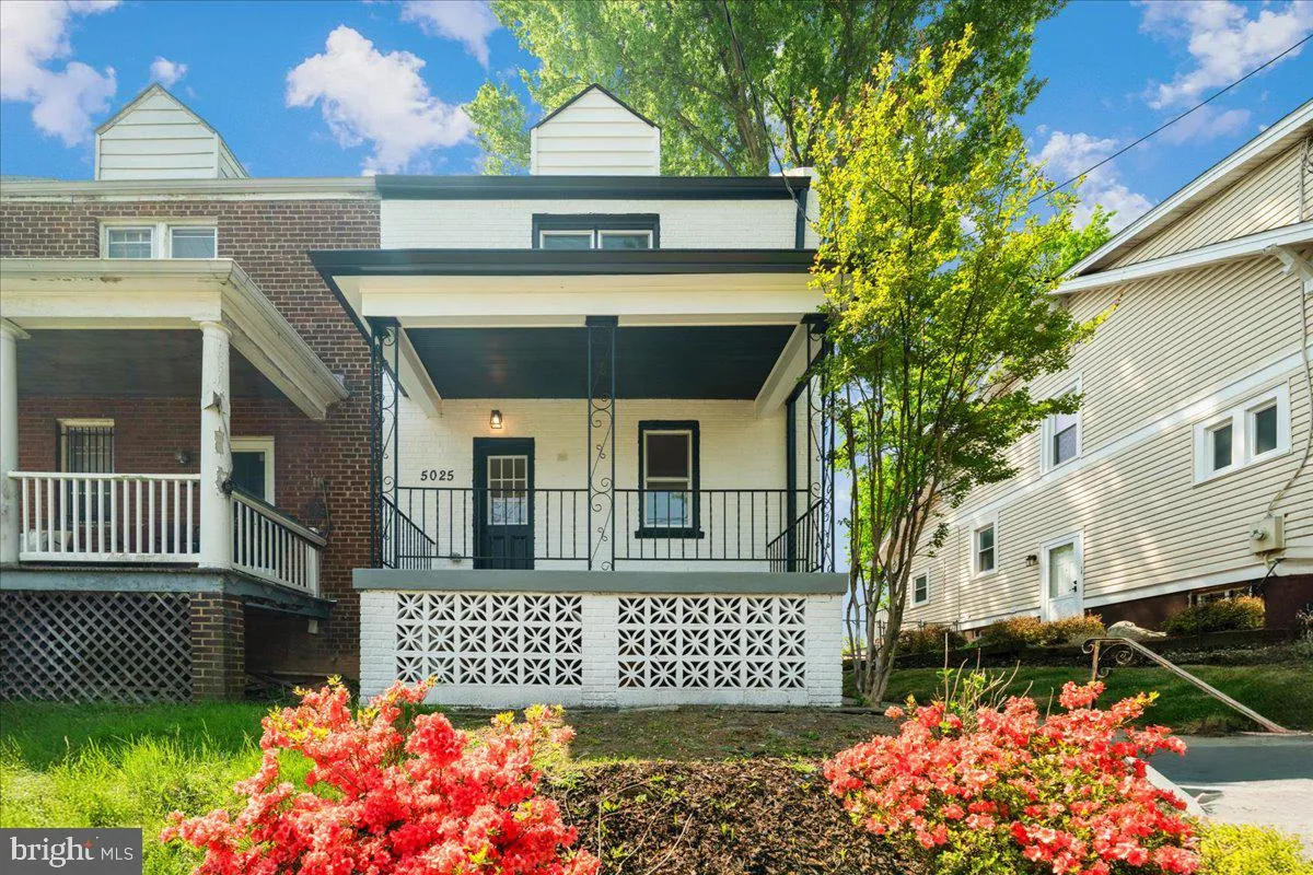5025 BLAINE STREET, Washington, DC 20019