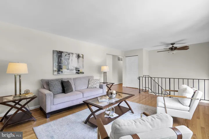 7530 Fairwood Lane, Falls Church, VA 22046