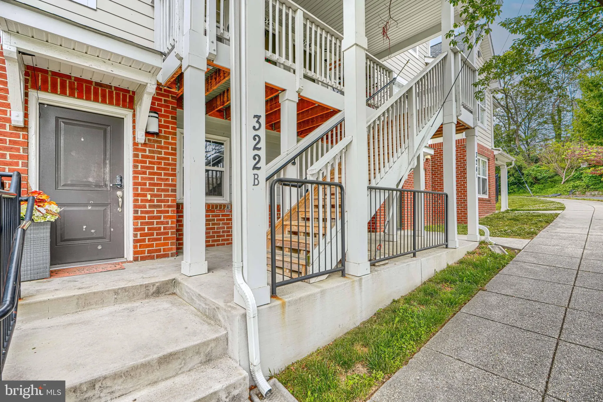 322 ST LOUIS STREET, Washington, DC 20019