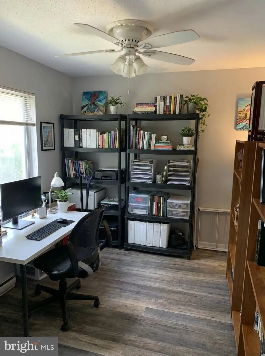 615 CENTER STREET, Herndon, VA 20170