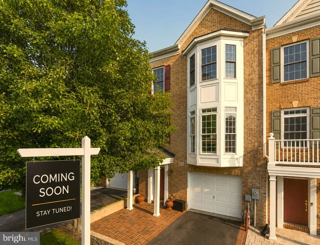 8913 LEE MANOR DRIVE, Ellicott City, MD 21043