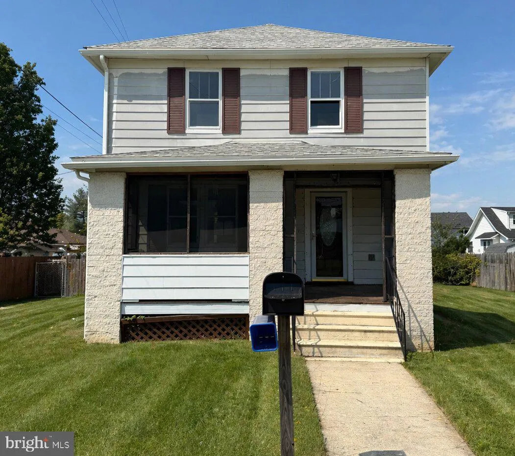 636 HOLY CROSS ROAD, Baltimore, MD 21225