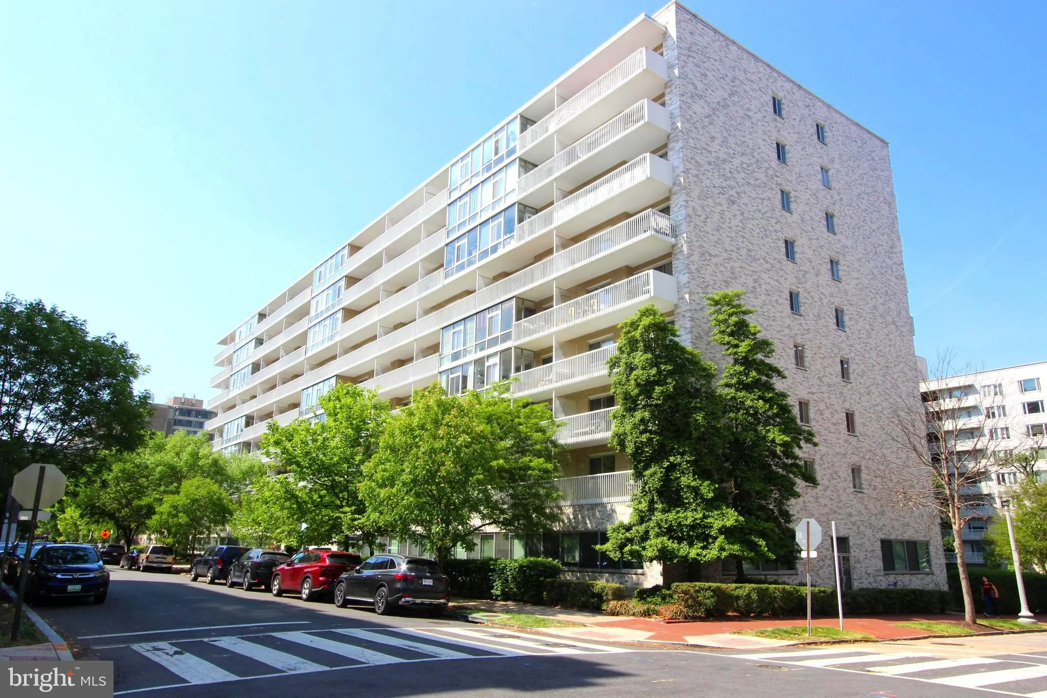 730 24TH, Washington, DC 20037