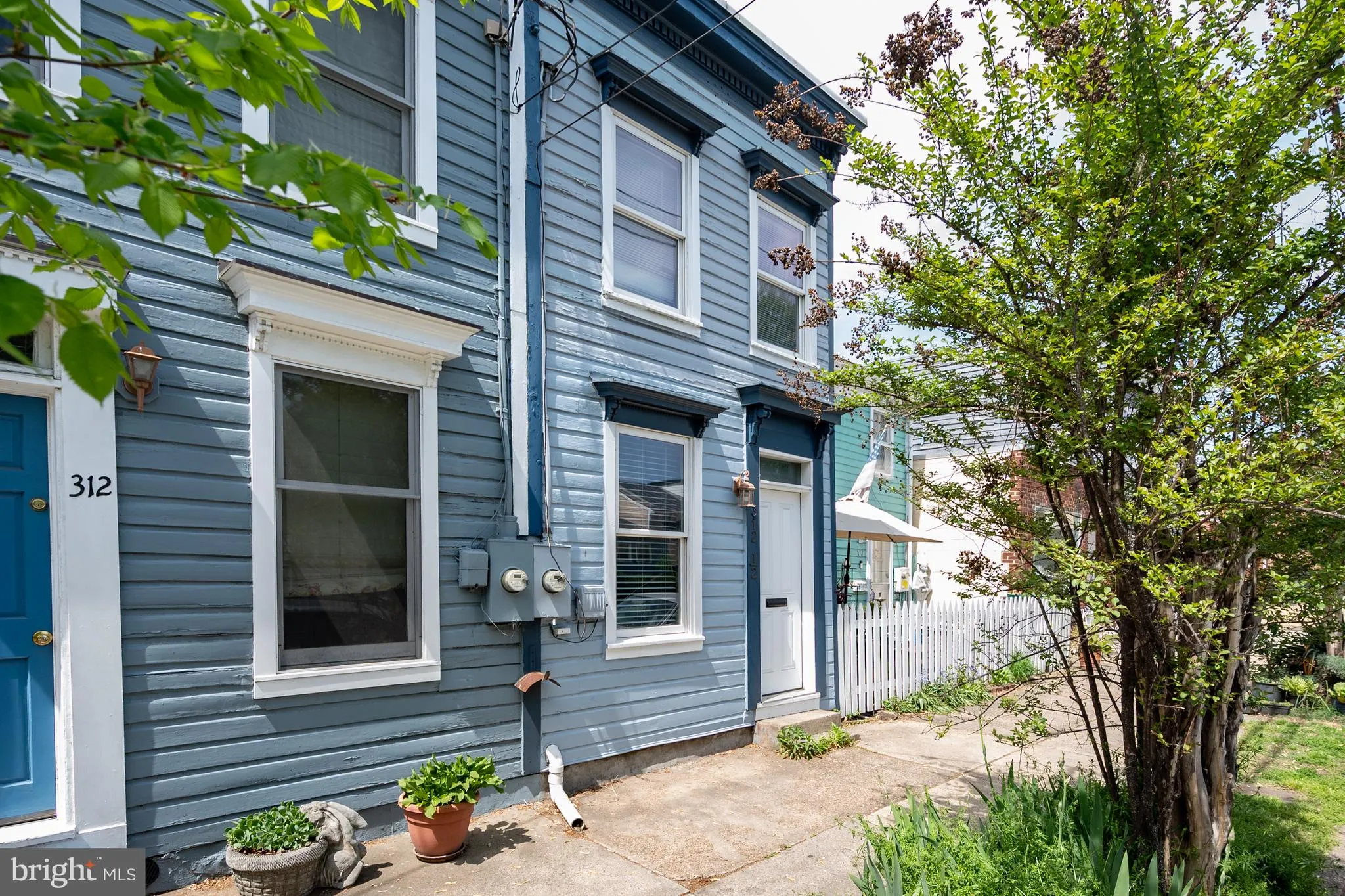312 HENRY STREET, Alexandria, VA 22314